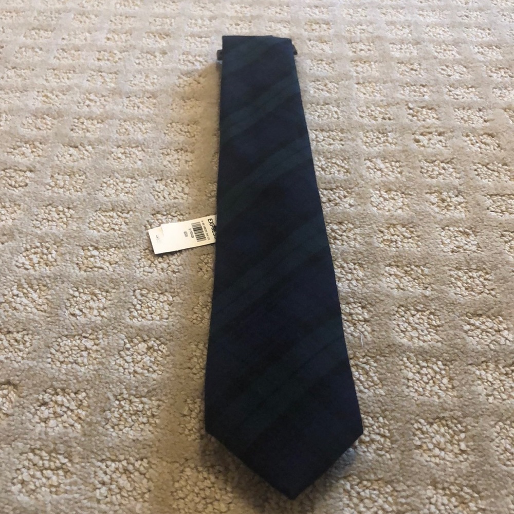 🟩⬛️🟦 Men’s Express Skinny Tie NWOT